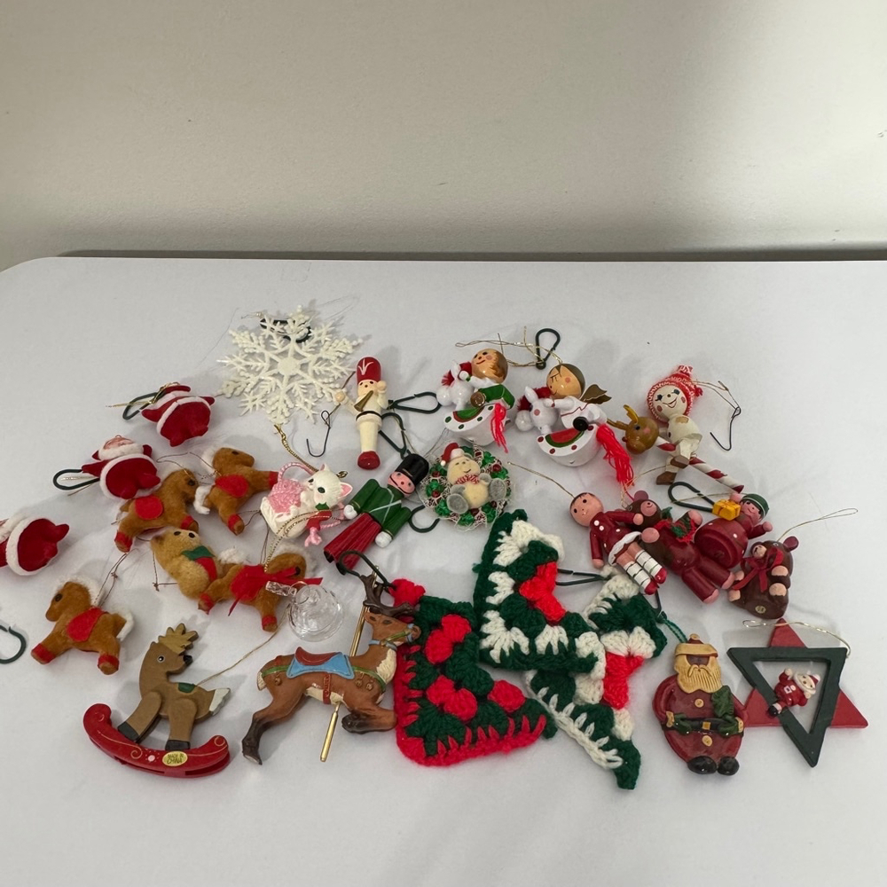 Christmas Tree Ornaments Assortment Lot of 27
